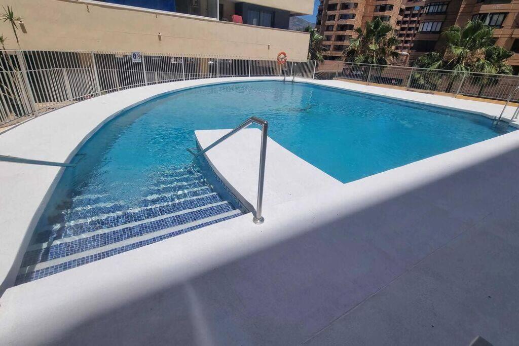 Apartamento Con Vistas Al Mar フエンヒロラ エクステリア 写真
