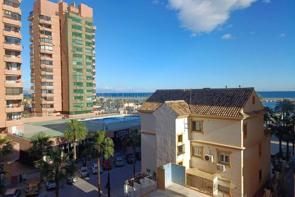 Apartamento Con Vistas Al Mar フエンヒロラ エクステリア 写真
